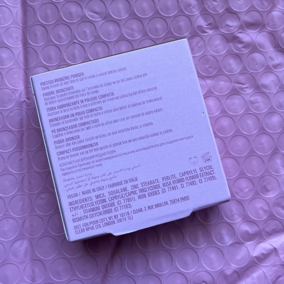 ❌SOLD❌ Brand new, sealed: KYLIE Cosmetics Pressed Bronzing Powder - Picture 4 of 9